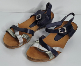 Yokono Womens Sandals EU 40 US 9 Leather Wedge Navy Blue Silver Made in ... - £19.65 GBP