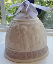 Vintage 1995 LLADRO Christmas Bell Ornament Made in Spain Annual Bell - £11.59 GBP