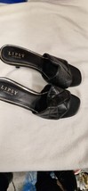 Lipsy Woman’s slip on sandals Size 6 Express Shipping - $33.87