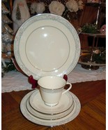 Lenox CHARLESTON 5pc Place Setting Dinner Plate-Salad-Bread W/ Tea Cup &amp;... - €42,68 EUR