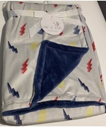 NEW Mother&#39;s Promise Baby Plush Throw Blanket in Blue, Gray Lightning Re... - $246.89 MXN
