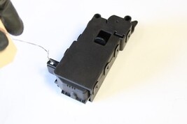 2005-2010 VOLVO S40 V50 FUEL GAS DOOR LID OPENER RELEASE MOTOR J1612 image 7