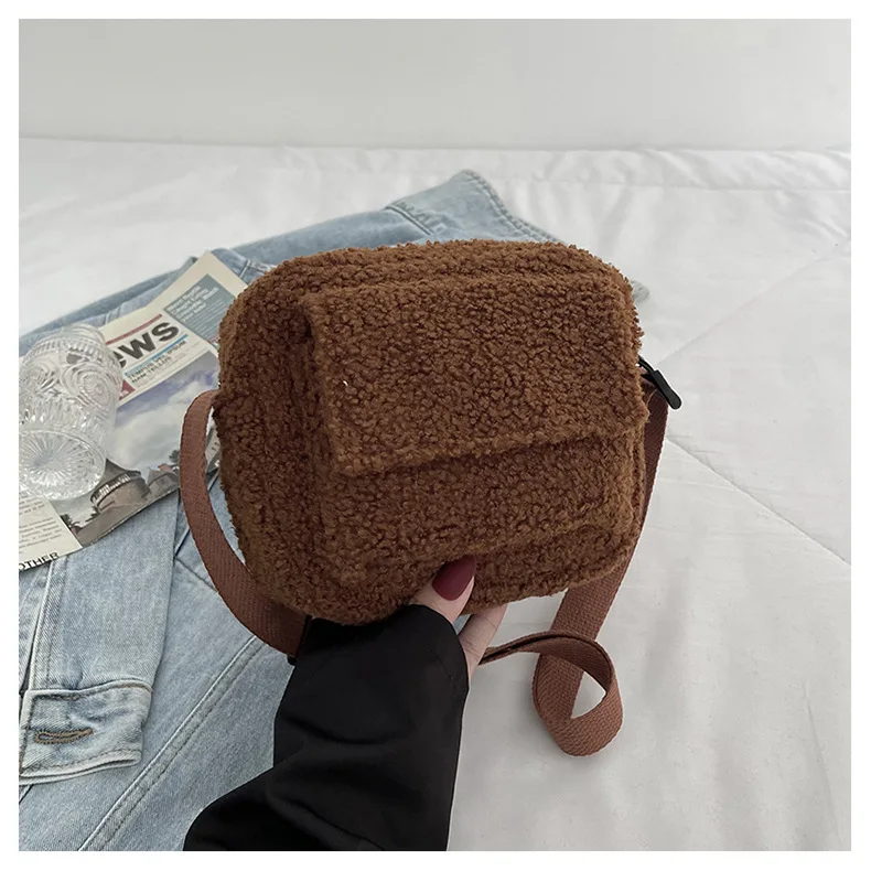 Cute solid color plush handbag in autumn and winter small square bag 2023 fashio - £84.91 GBP