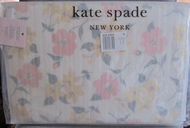 Kate Spade Staci 15&quot; Laptop Sleeve Case Lily Blooms New Cream Multi $110 - £62.28 GBP