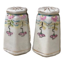 Vintage Porcelain Salt &amp; Pepper Shaker Muffineer Floral Design Made in J... - £20.16 GBP