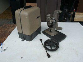 Vintage Bell And Howell Model 122 Lr 8mm Movie Projector w/ Case See Video - $80.00