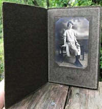 Vtg Dark Hair Woman In Dress with Roses Photo Folder Margaret Brennan St. Cloud - £15.39 GBP