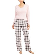 allbrand365 designer Womens V-Neck T-Shirt &amp; Pants Pajama Set,Square,X-Small - £33.61 GBP