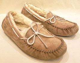 Ugg Australia Dakota Mocc ASIN Slippers Size-9 Genuine Sheepskin Inside - £56.21 GBP