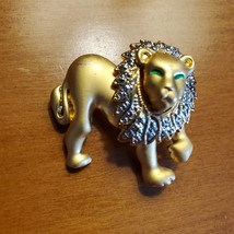 Gold Tone Lion Brooch with Green Eyes, Vintage Costume Jewelry, Animal Pin