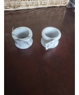 Set Of 2 Pier 1 Napkin Holders - $355.23 MXN