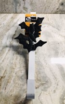 Seasonal Collection Halloween Themed Metal Wreath Hanger 13In - $23.04 CAD