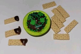 Dollhouse Irish Dippers Graham Crackers  Frosting Sweet Dessert St Patrick&#39;s Day - $9.50