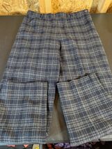 Abercrombie &amp; Fitch Women&#39;s Black And Grey Plaid Wool Blend Pants Size 10 - $16.57