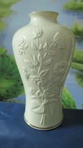 Lenox Bone China Ming Vase Roses Bouquet 10&quot; - £58.33 GBP