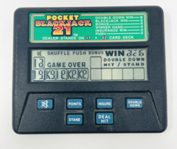 WORKING Vintage Radica Pocket Blackjack 21 Electronic Game - $205.31 MXN