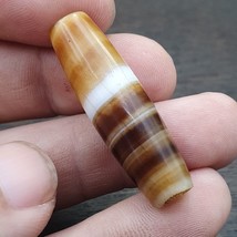 Antique Old Yemeni Agate Natural Rare pattern Banded Agate Bead  BD L1 - £23.13 GBP