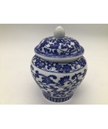 Asian Blue &amp; White Floral Porcelain Trinket Ring Box round Dish with Lid - $223.49 MXN