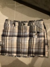 St. Johns Bay Stretch Women’s Plaid Petite Shorts Size 10P - $9.90
