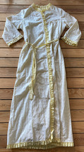 Vintage Miss Elaine Snap Up Belted Eyelet nightgown sz M white Yellow Floral F9 - £38.58 GBP