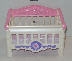 Mattel Fisher-Price Dollhouse 2006 Snap N Style Baby Crib White Pink - £11.64 GBP