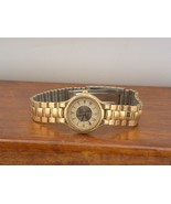 Pre-Owned Women’s Gold Color Bill Blass 001-2035 Dress Analog Watch - €13,59 EUR