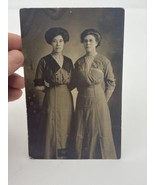 RPPC Vintage Anne Reid &amp; Friend Women High Society Fashion Beauty 1906 - $19.99