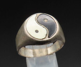925 Sterling Silver -  Vintage Enamel Yin Yang Signet Ring Sz 11.5 - RG24703 - £53.13 GBP