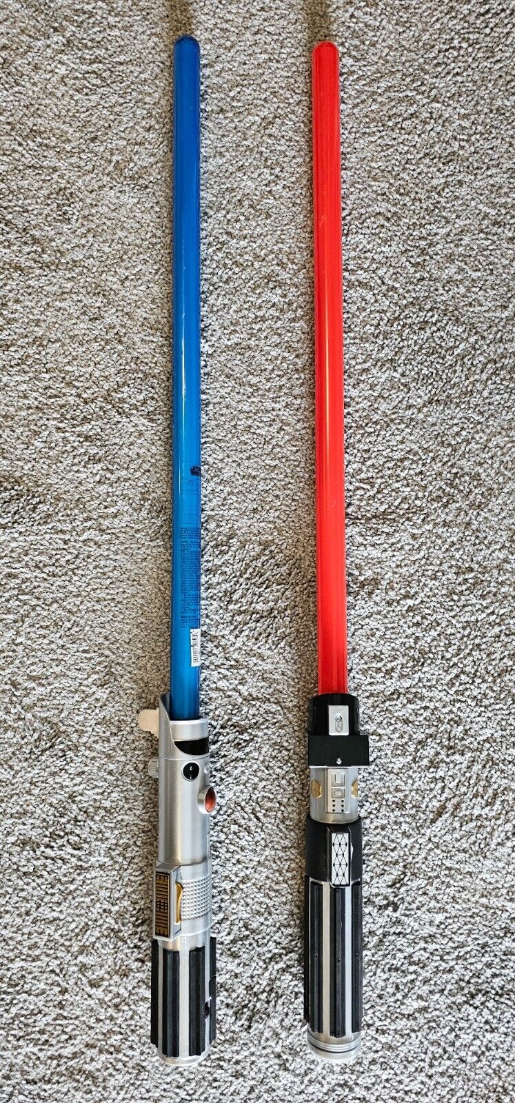 Primary image for Disney Star Wars Electronic Battle Clash Lightsabers - Lot of 2 - Light & Sound