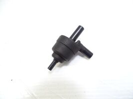 Mercedes R129 SL500 valve, crankcase purge 1074700893 - $17.99