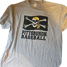 Gildan Pittsburgh Baseball T-Shirt Gray Men 2XL Heavy Cotton Retro Fan S... - £7.33 GBP