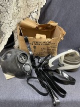 VINTAGE ISRAELI GAS MASK  w/ filter In Box With Instruction Booklet - £27.25 GBP