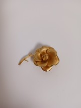 Gold Flower RCH-KING 1/20 12KGF Brooch Signed 1.75&quot; - $260.21 MXN