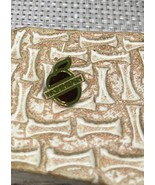 Washington State Apple Pin~vintage  .75 × .75 in. - $5.90