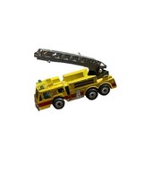 Vintage 1982 Matchbox Fire Engine Rescue Ladder Truck Yellow Die Cast - £6.32 GBP