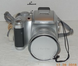 Fujifilm FinePix S Series S3100 4.0MP Digital Camera - Silver - £38.39 GBP