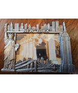 3.5X5 New York City Skyline Silver Color Picture Frame (Twin Towers) - £14.78 GBP
