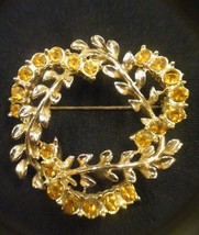 Vintage Citrine Floral Wreath Pin Brooch - $553.18 MXN