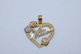 14K Tri-Tone Gold Flower Accent &quot;Nana&quot; Heart Pendant 18mm Charm 1.3 gr - £74.82 GBP