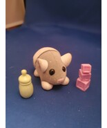 Zhu Zhu Hamster Babies Babycakes with 2 accessories - $190.39 MXN