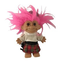 Vtg RUSS Lucky Around the World TROLL Doll 5&quot; Pink Hair Scotland Plaid Kilt Tam  - £9.00 GBP