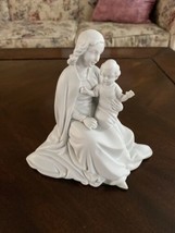 Vintage Bisque Porcelain Madonna Virgin Mary With Child Jesus Catholic Statue 7&quot; - £22.17 GBP