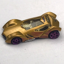 Hot Wheels 2002 Sinistra Metallic Gold &amp; Purple Die Cast Car Mattel Loose Toy - £8.73 GBP