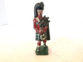 Vtg Johill Co. Lead Figure Highlander Bagpipes 2.75&quot;H England   H7 - £10.86 GBP