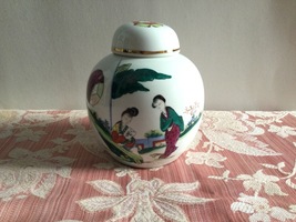 Vintage Ginger Jar Chinese Porcelain Hand Painted with Lid zhong guo Jin... - £58.02 GBP