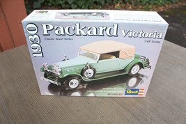 Revell 1930 Packard Victoria Model Kit #H-1266 1/48 Scale Kit #1 - $20.00