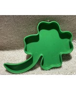 Vintage Tupperware Green Shamrock Four Leaf Clover  Cookie Cutter  1316-6 - $130.76 MXN