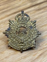 Vintage Canadian The Elgin Regiment Cap Hat Badge Military Militaria KG JD - $24.75