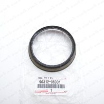 New Genuine OEM Toyota 03-24 4Runner Tacoma FJ GX470 GX460 Front Axle Hu... - $17.04