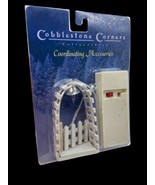 Cobblestone Corners Coordinating Accessories Gate Arch NEW Christmas Vil... - €17,41 EUR